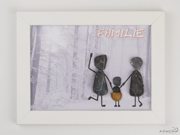 Steinbild Stone Frame Familie Geburt Winterlandschaft Winter Landscape Baby