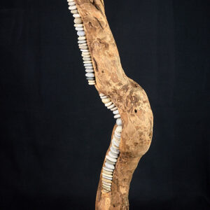 Holz Steinskulptur (Weinrebe) 61cm hoch